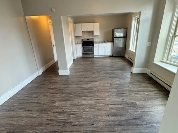 121 Liberty Pole Way APT 100, Rochester, NY 14604