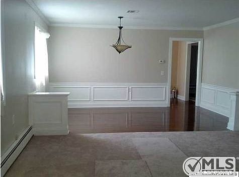 3rd image of 170 Bonaire Dr