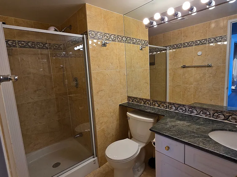 11 Townsgate Dr #1510 — Photo 32