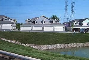 1st image of 2740 Hidden Dr