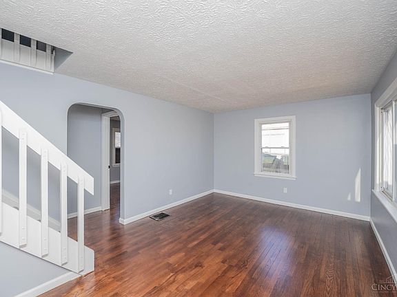 3rd image of 6925 Mar Bev Dr