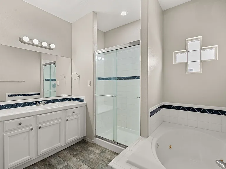 8416 Magenta Rd NW — Photo 15