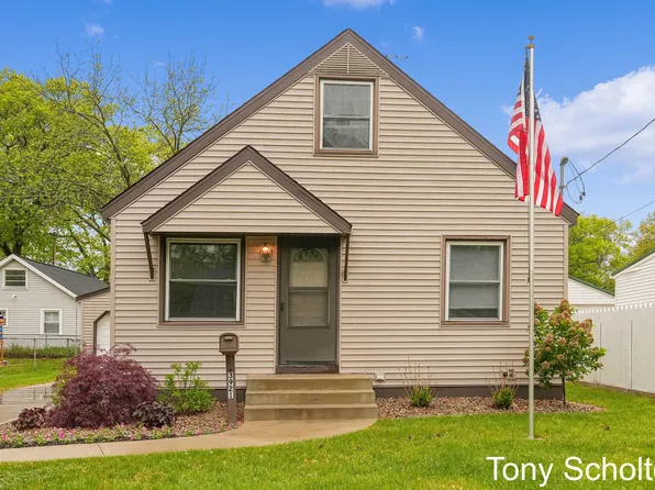 3921 Oriole Ave SW, Wyoming, MI 49509