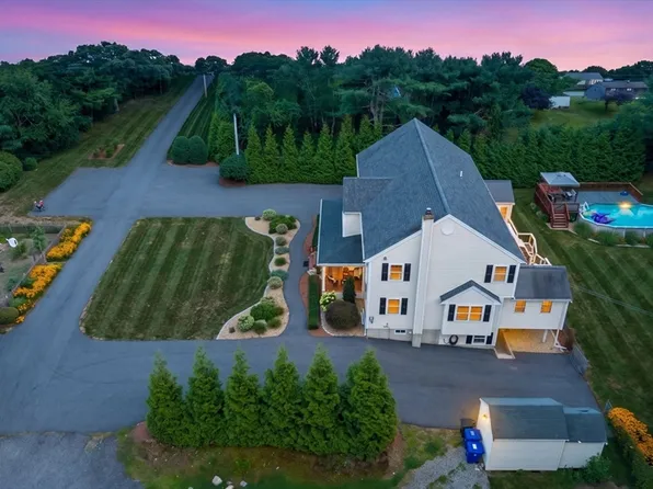 360 Myricks St, Taunton, MA 02780