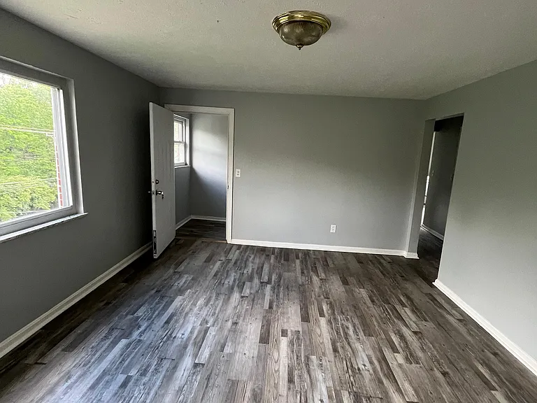 2187 Westwood Northern Blvd — Photo 7