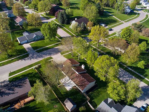 3rd image of 1901 Lynncrest Dr