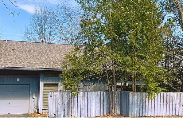 670-7 Ridgeway Oval, Aurora, OH 44202