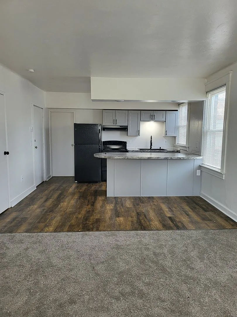 2 story Apartment - 2 bedroom 1 bath in Centralia — Photo 4