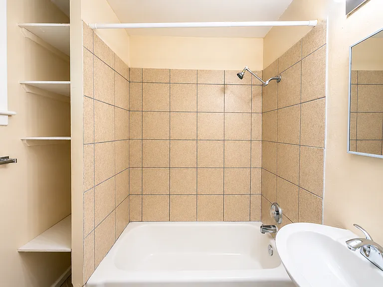 1275 Berrum Lane — Photo 7