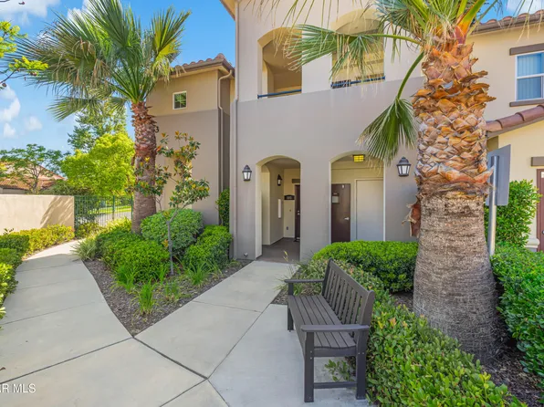 453 Country Club Dr Unit 101, Simi Valley, CA 93065
