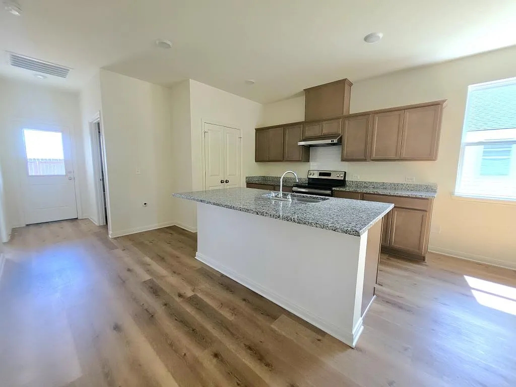 315 W. Martin Luther King Dr. — Photo 4