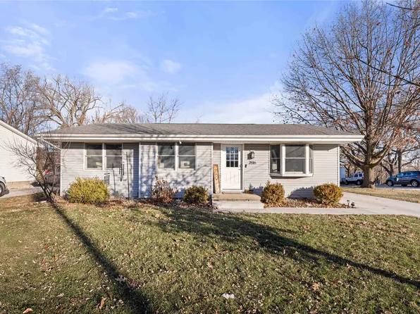 2816 E Madison Ave, Des Moines, IA 50317