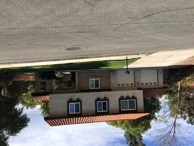 1st image of 264 Yellowstone Ave