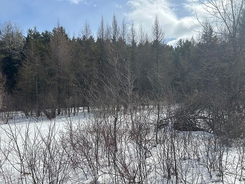 3rd image of L24 Hogback Road