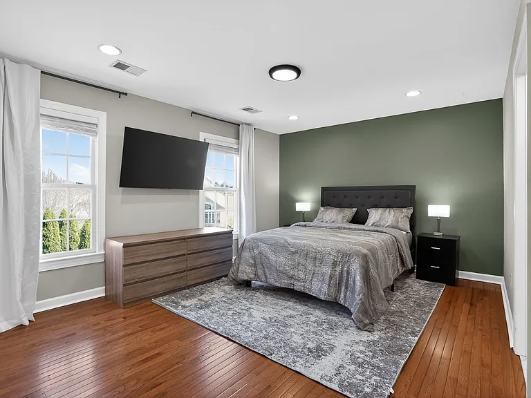 19503 Waneta Dr — Photo 18