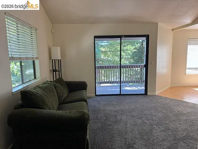 2701 Harvest Ln — Photo 8