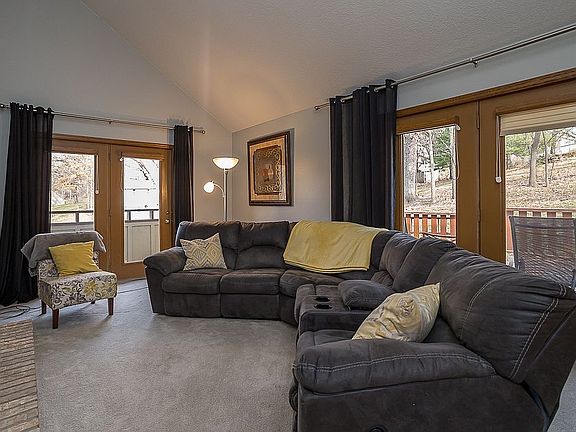 3rd image of 2855 Elk Ct