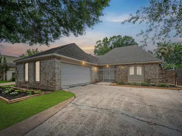 2934 Ashford Trail Dr, Houston, TX 77082