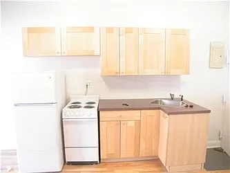 Rented by R New York