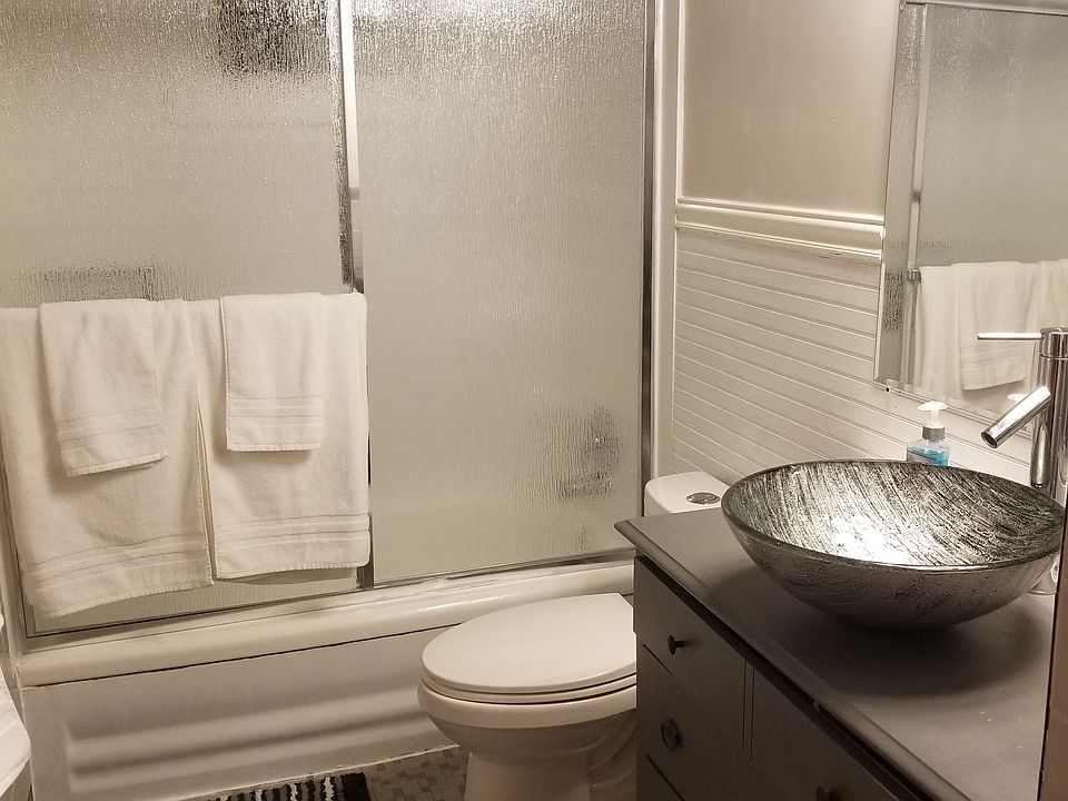 1st image of 5033 Henry St