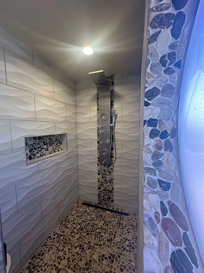 NE Heights 3 bed 2.5 Bath Townhome — Photo 2