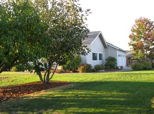 1836 Garden Dr, Medford, OR