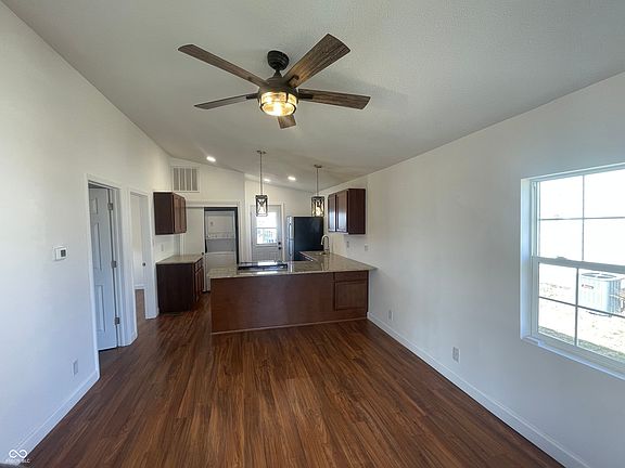 2nd image of 1329 S Locke St