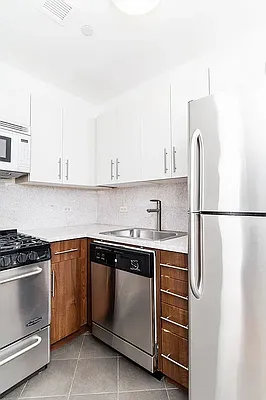 Rented by REAL New York | media 3