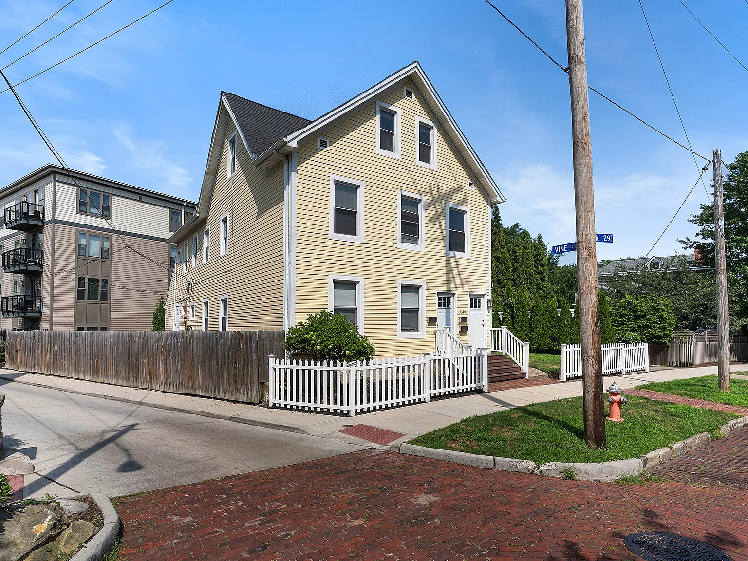 29th Street — Photo 3
