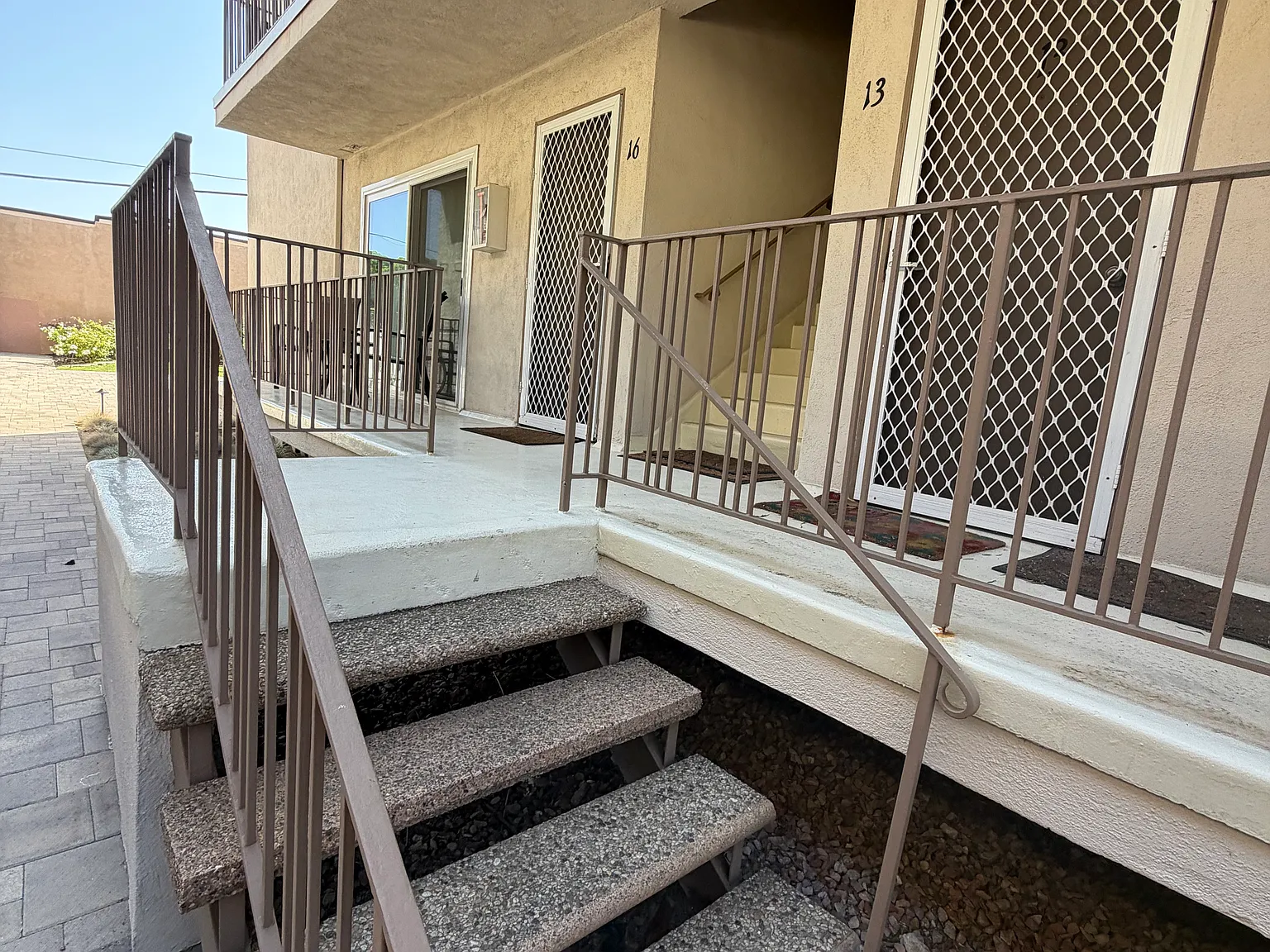 2 bed, $2,375 — Photo 4