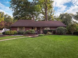 25315 Wolf Rd, Bay Village, OH 44140