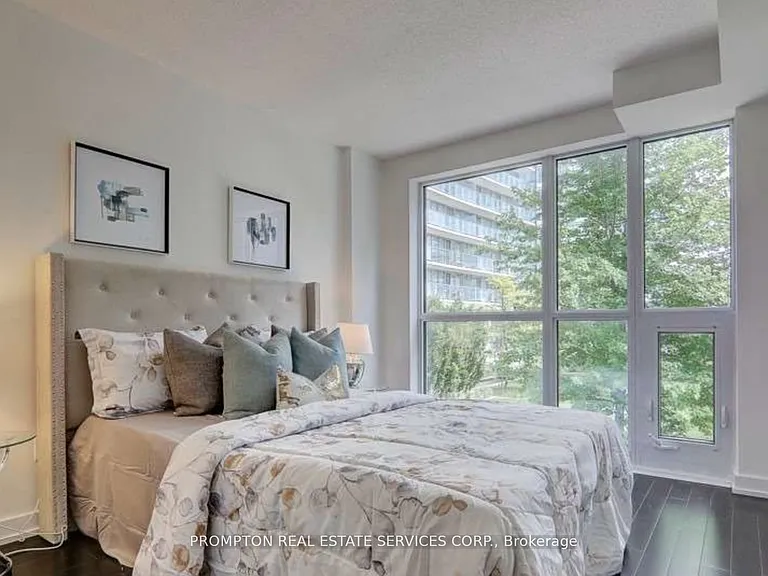 121 McMahon Dr #Townhouse 10 — Photo 5