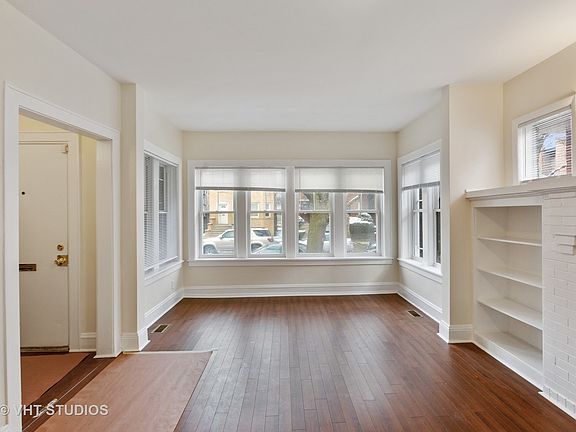 3rd image of 7608 S East End Ave