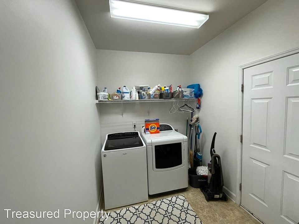 1st image of 1601 Cultivar Ln