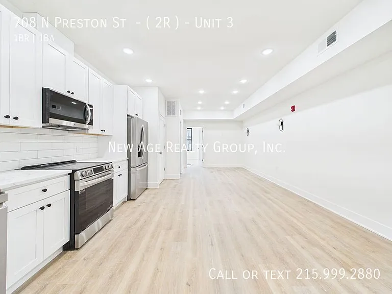 708 N Preston St #3 — Photo 2