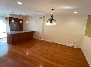 5212 Bay Rd, Bensalem, PA 19020