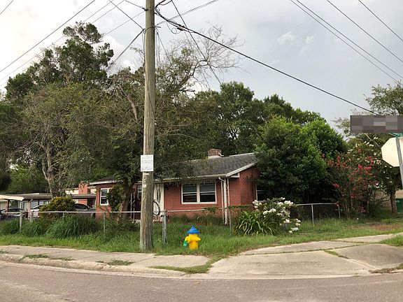 2nd image of 10101 N Armenia Ave