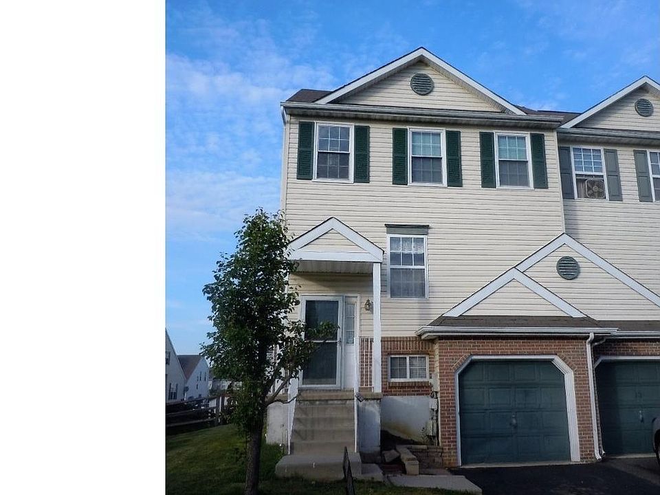 1st image of 319 Paddington Dr