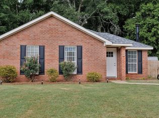 108 Foxdale Rd, Millbrook, AL 36054