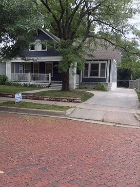 2nd image of 3425 E Oakland Ave