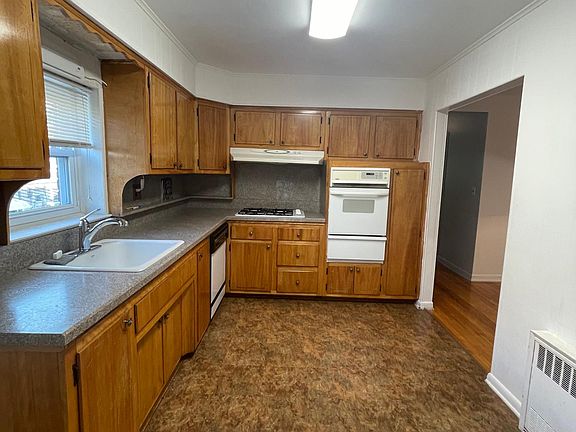 4th image of 69-26 62nd Ave Floor 1
