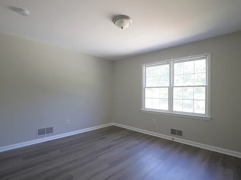 4732 Valley Dale Dr SW — Photo 13