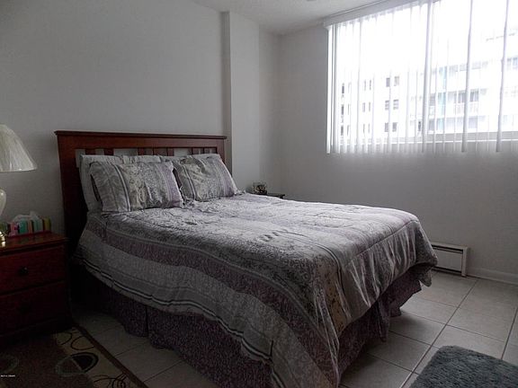5th image of 2727 N Atlantic Ave #3050