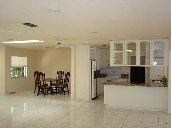 4th image of 8313 W Forest Cir