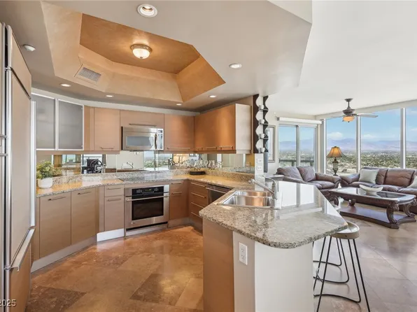 222 Karen Ave Unit 3208, Las Vegas, NV 89109