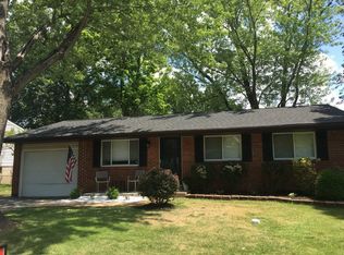 2027 Gladiator Dr, Fenton, MO