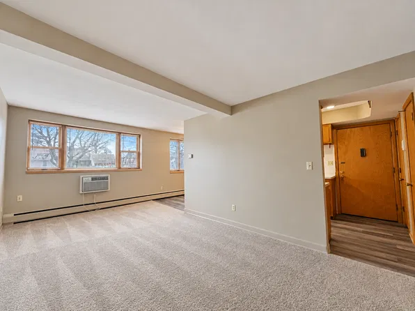 984 Van Buren Ave