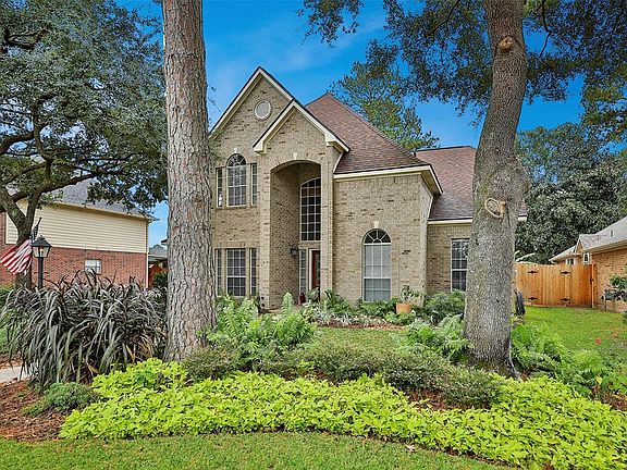 2nd image of 13023 Dogwood Glen Ct