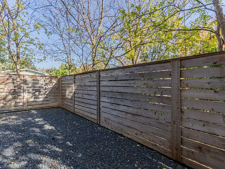 130 Rose Ln #202 — Photo 43
