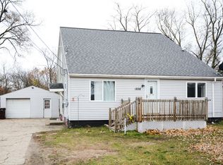 1856 Rouse St, Muskegon, MI 49442